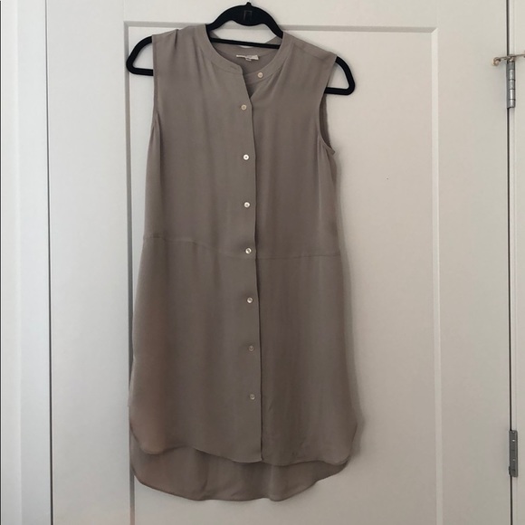 Aritzia | Wilfred | Button Down Silk - Picture 1 of 5